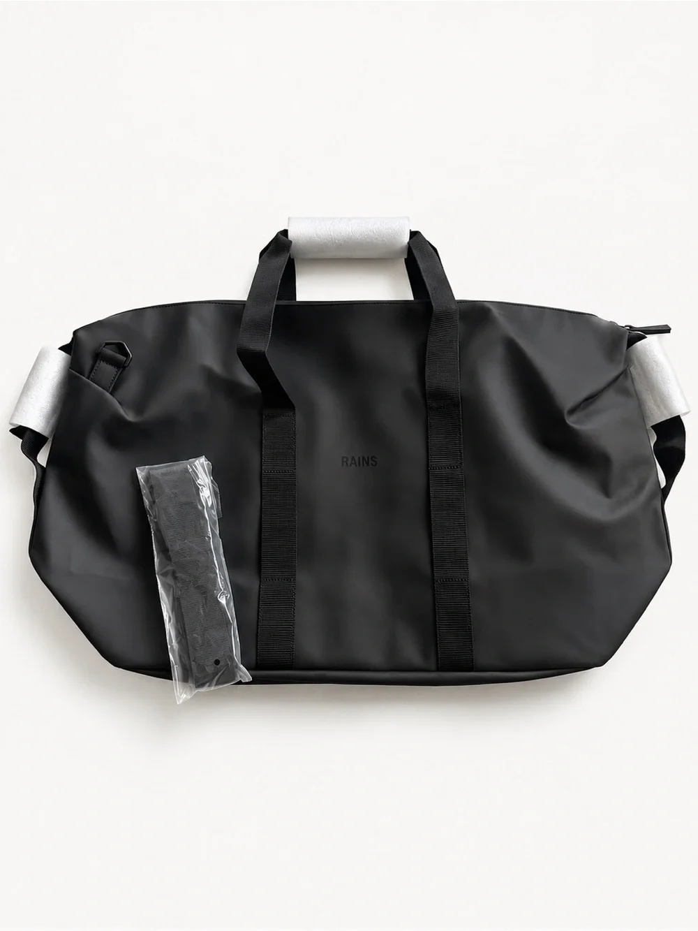 Rains Black Hilo Weekend Black Duffel Bag W3 Travel Carryall Mens Womens